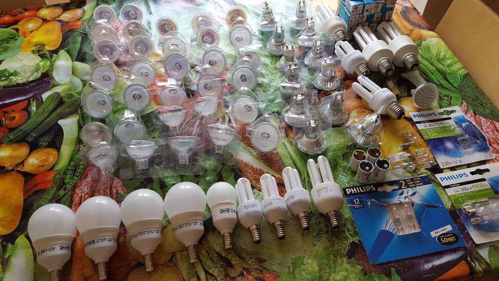 Kit lâmpadas de diversos tipos - Tudo a funcionar