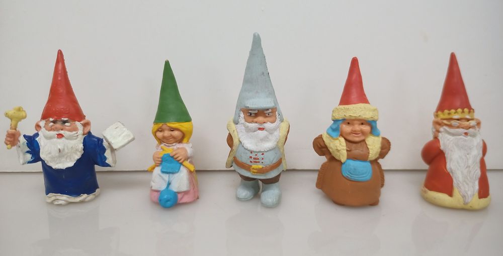 Bonecos figuras PVC David o Gnomo StarToys