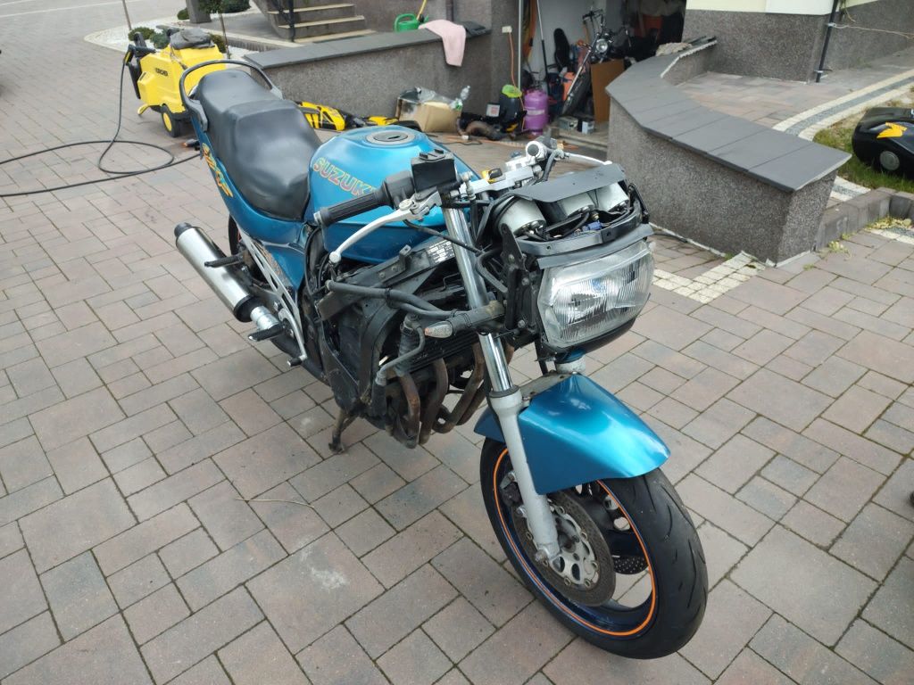 Suzuki GSX-F 600 GN72B