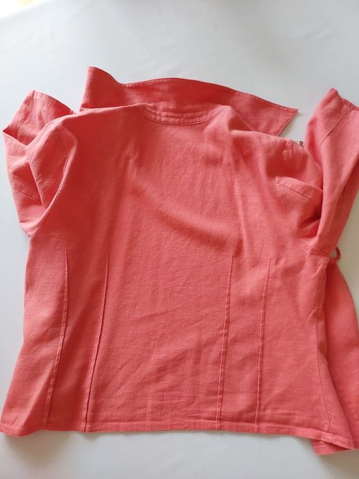 Lniana  narzutka  damska