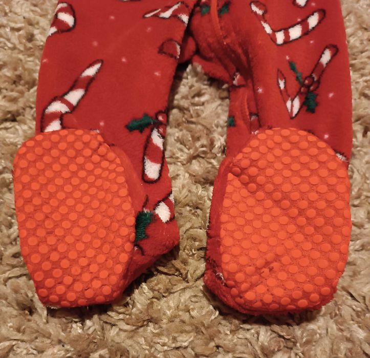 Kombinezon pajac piżamka z polaru na 6/9 miesięcy