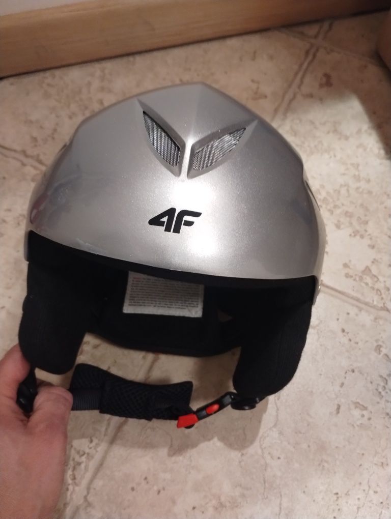 Narty dziecięce buty kask  80 241 narciarski zestaw dla dziecka dzieci