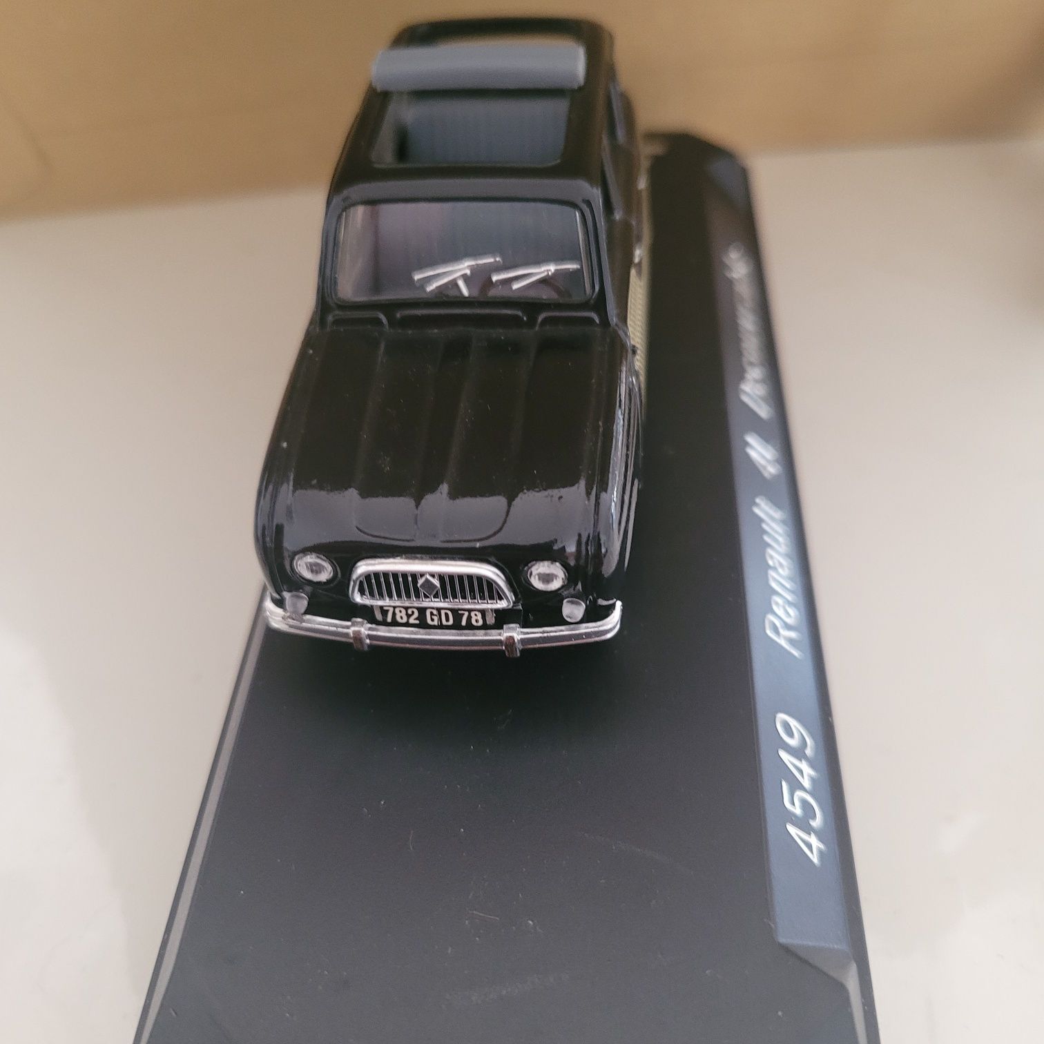 Carro miniatura.