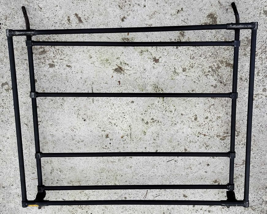 Bagażnik dachowy firmy Amos z lat 90-tych XX wieku