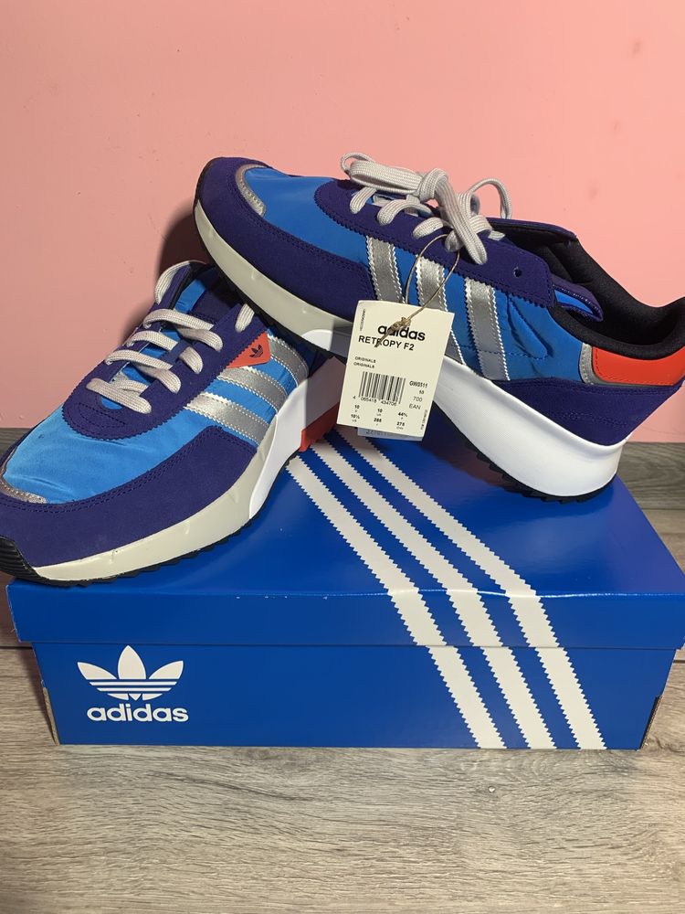 Adidas retroty F2