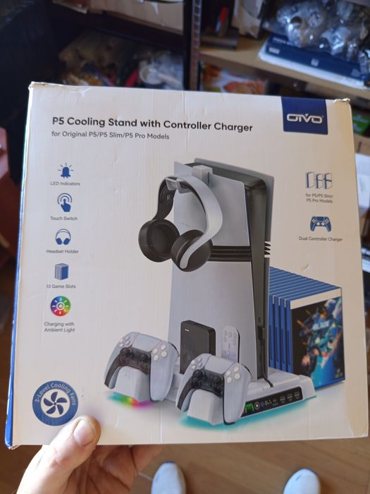 Podstawka chłodząca pod PS5