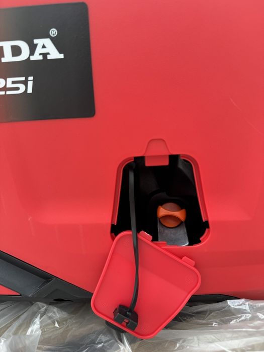 Інверторний бензиновий генератор 2.8 кВт | Аналог HONDA EU25i / Hwasda