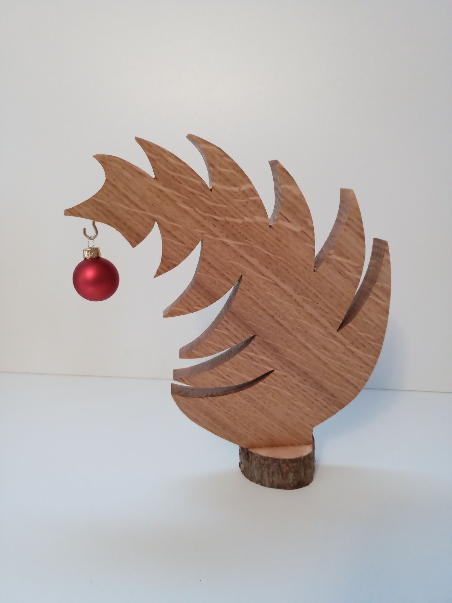Drewniana choinka ozdoby świąteczne