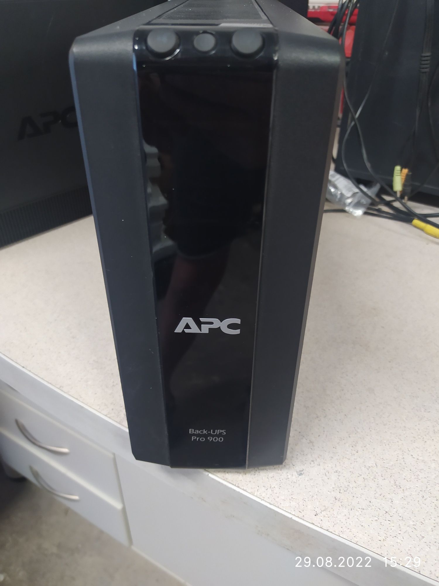 UPS 900 APC komplet