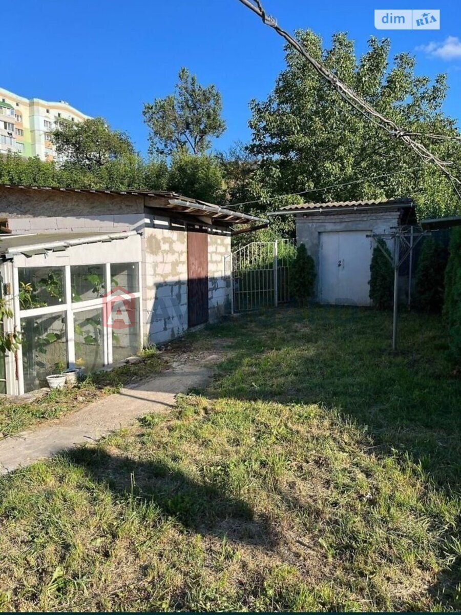 Продається 3к частина будинку, майже в центрі міста