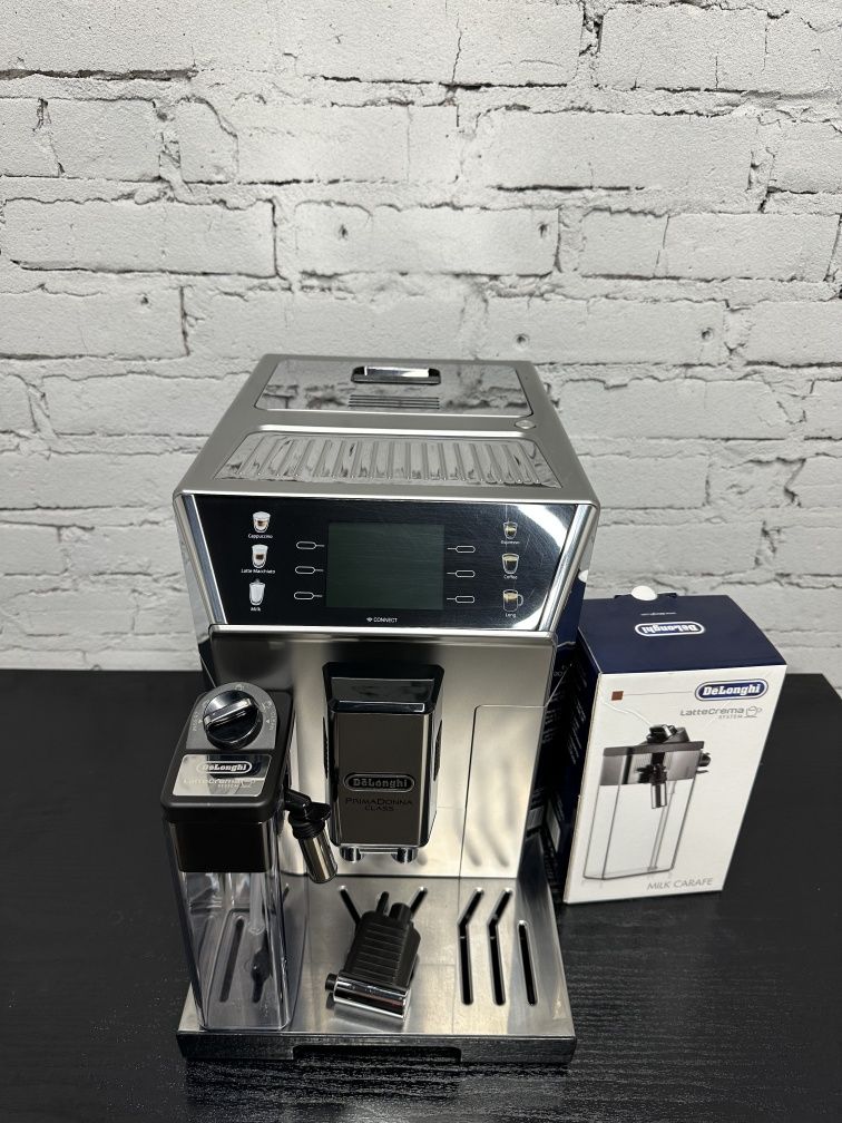 Кавомашина Delonghi Primadonna Class