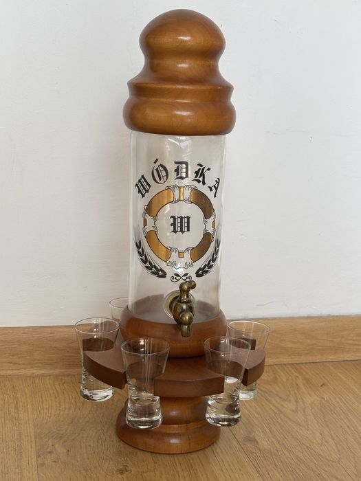 Karafka barek na alkohol