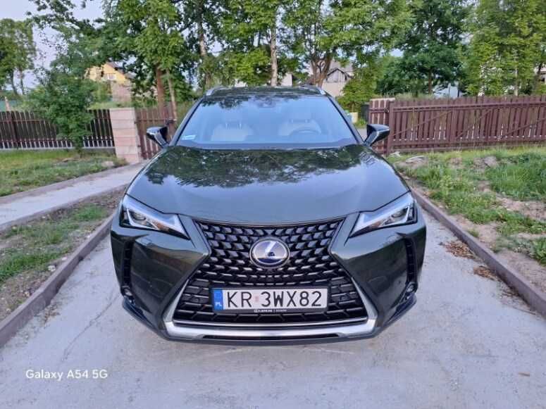 Lexus 250h cesja leasingu 2021 rok przebieg 36500km!