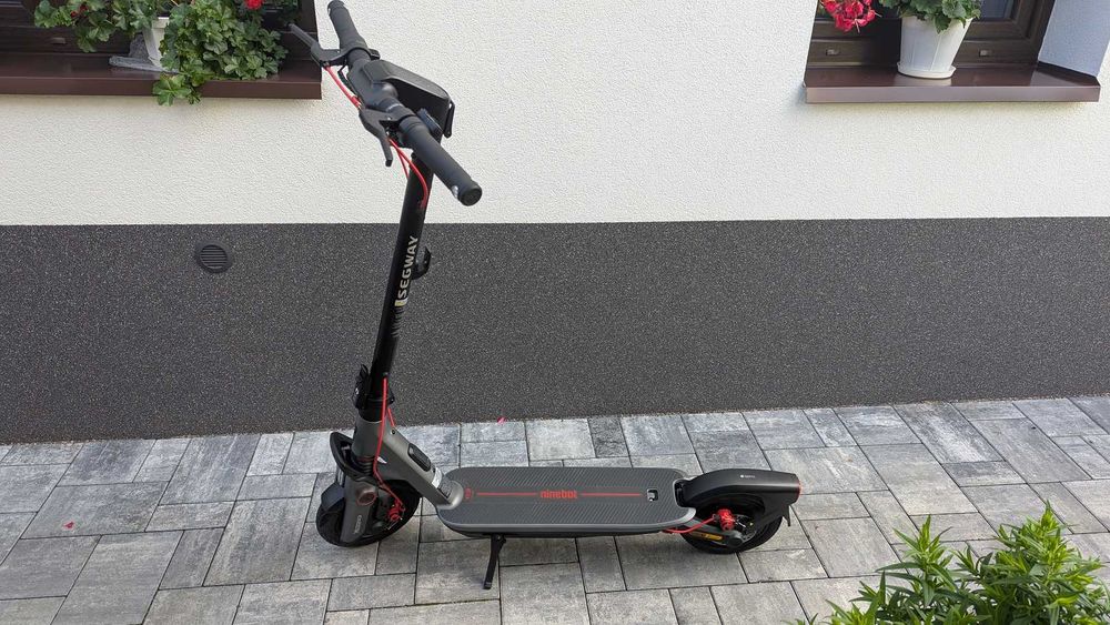 Hulajnoga elektryczna SEGWAY Ninebot F3 Pro D, 70km, 1200W