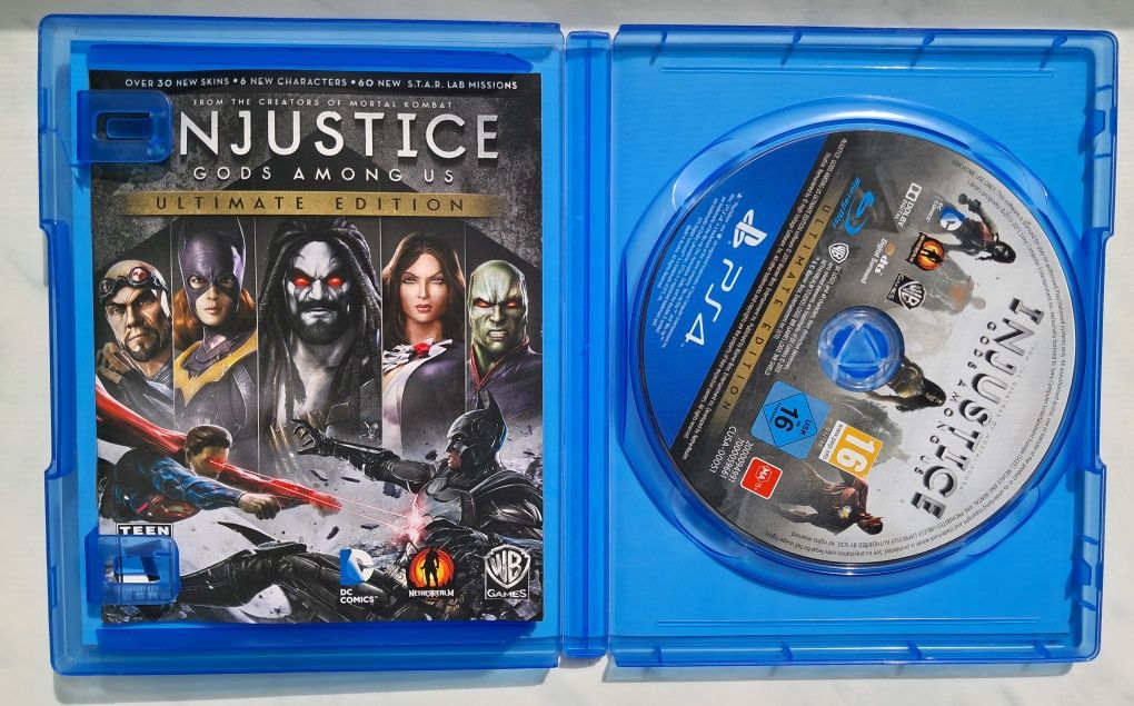 Гра Injustice Gods Among Us Ultimate Edition для PlayStation 4 PS4 ПС4