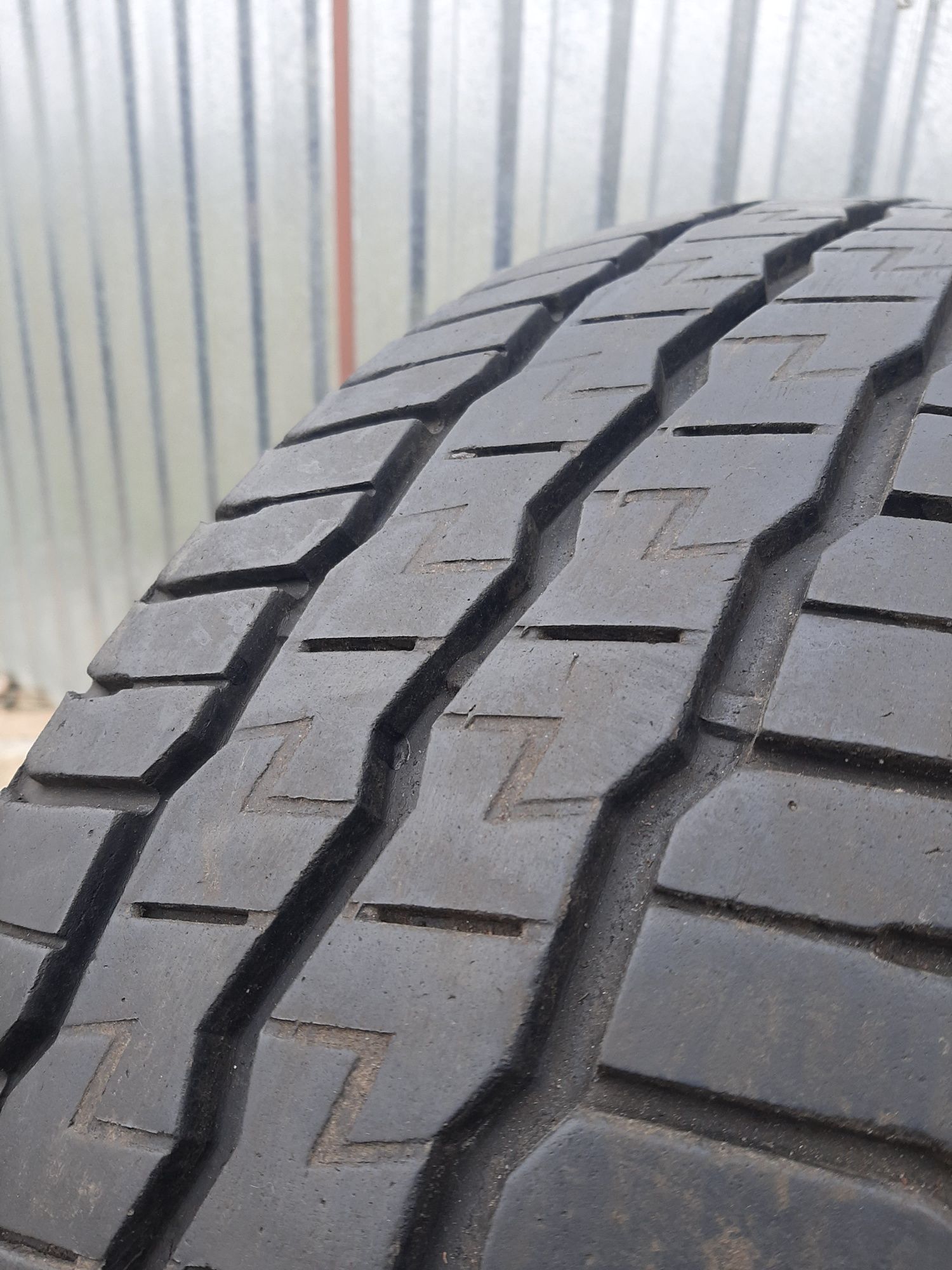 1x Opona letnia 205/65R16C Minerva Transporter RF09 / 7,8mm 2021r