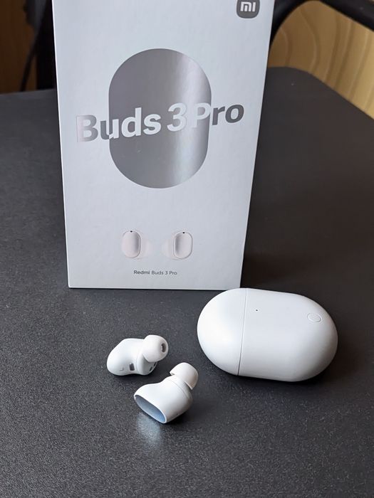 Бездротові навушники Xiaomi Redmi Buds 3 Pro як нові + подарунок чохол