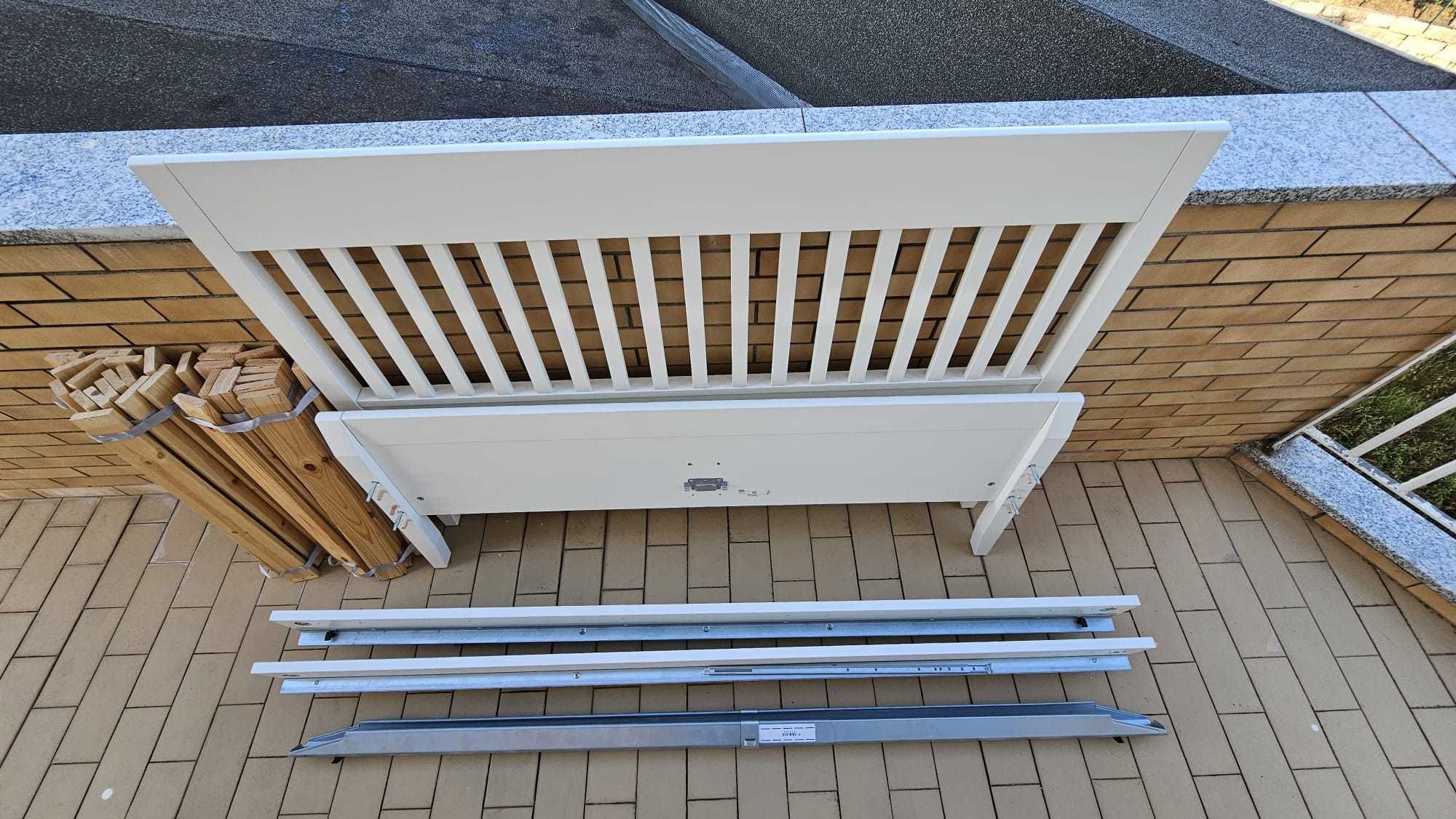 Cama IDANÄS IKEA - 140x200 (branco)