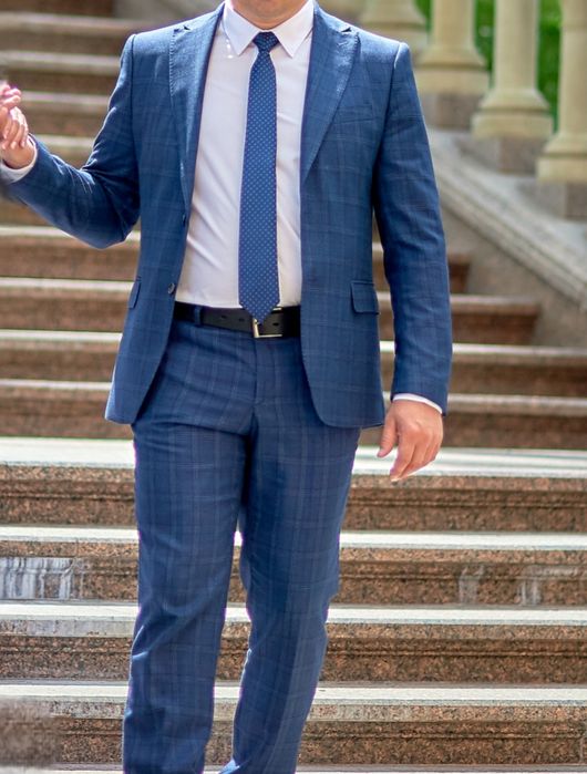 Чоловічий класичний костюм Arber