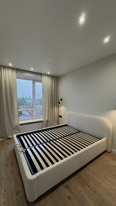 БЕЗ КОМІСІЇ!!! модна 1 кімнатна квартира з сучасним ремонтом. ЦЕНТР