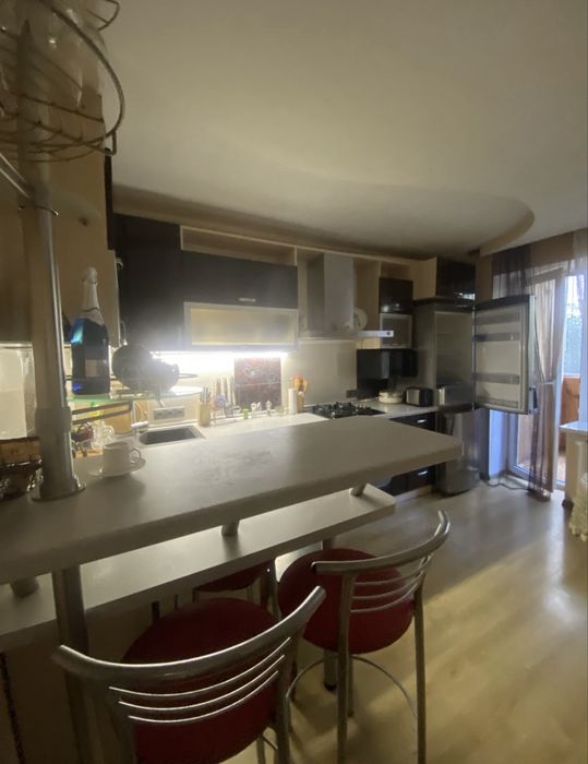 Оренда 2 кімн.квартири м. Вишневе центр простора низький поверх