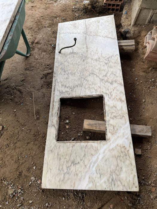 Pedras banca e pia inox c/torneira