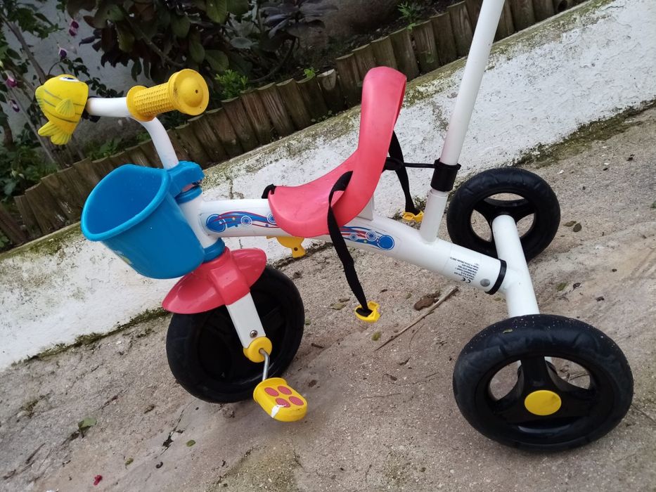 Triciclo  Chicco U-GO