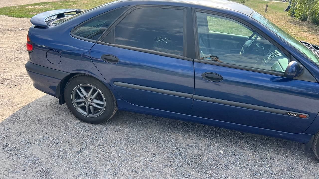 Renault Laguna I 2001