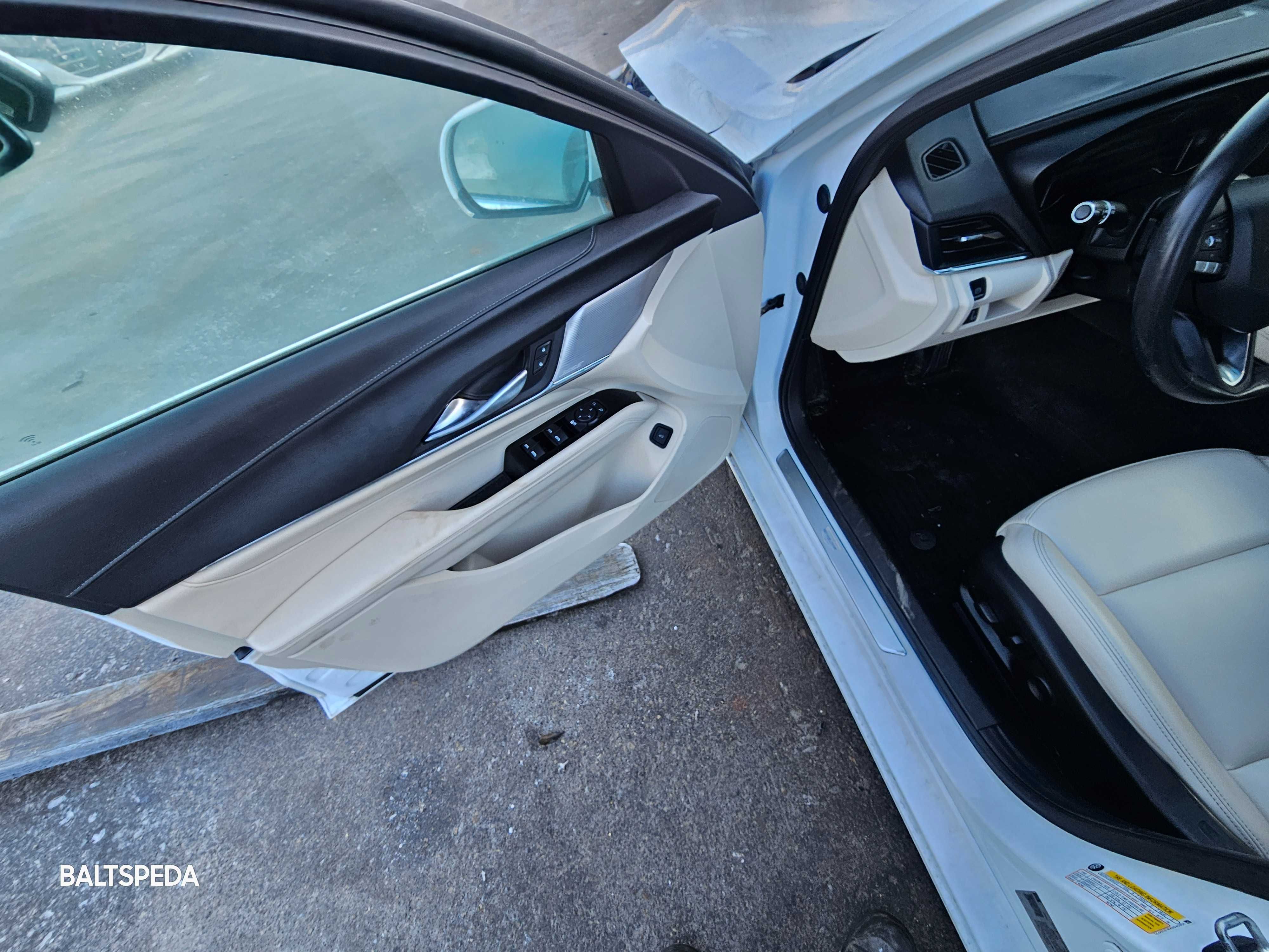 Cadillac CT4 2020 2.0 Turbo AWD