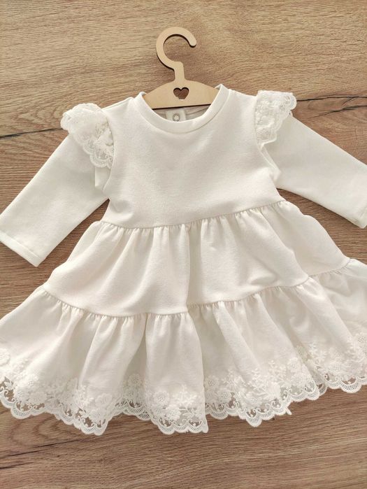 Sukienka do chrztu Milulove 68 plus buciki