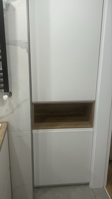 Szafka lazienkowa