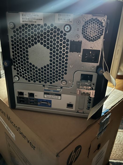 Сервер HP MicroSvr Gen8 G1610T