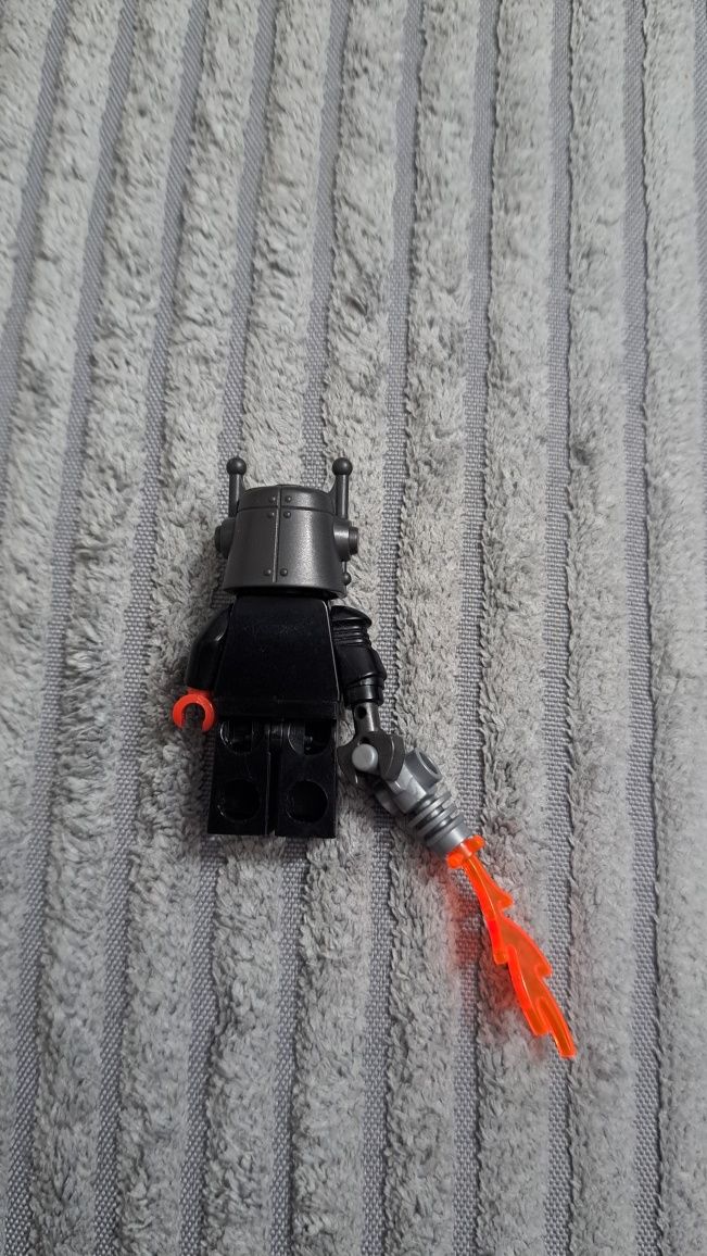 Figurka Lego Minifigures seria 8 Evil Robot col113