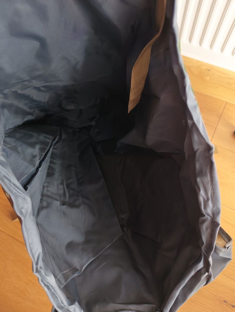 Duży plecak taktyczny, turystyczny, 75 l, moro pojemny, lekki, outdoor