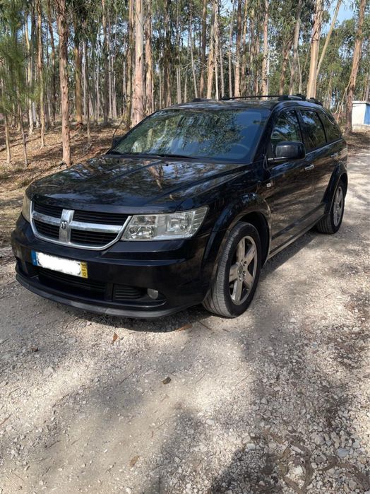 Dodge usado de dezembro 2010 em bom estado