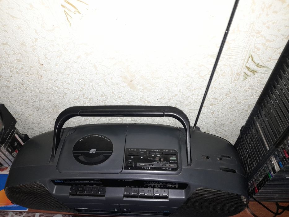 Магнітола GRUNDIG RR 3000 CD