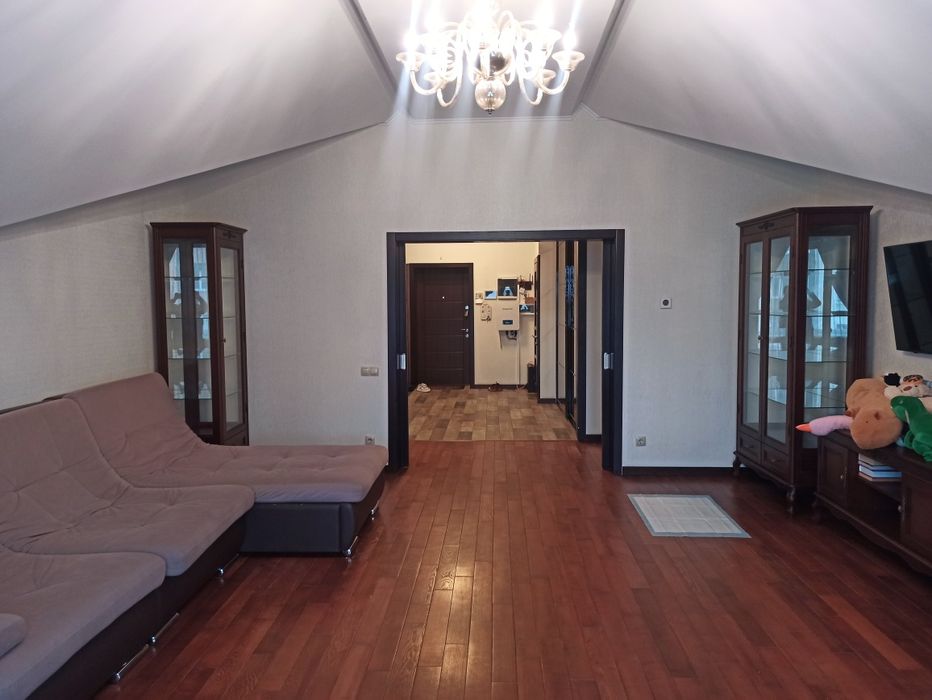 Продаж 3-х кім дворівневої кв. | А/опалення | Єоселя | пр. Шевченка