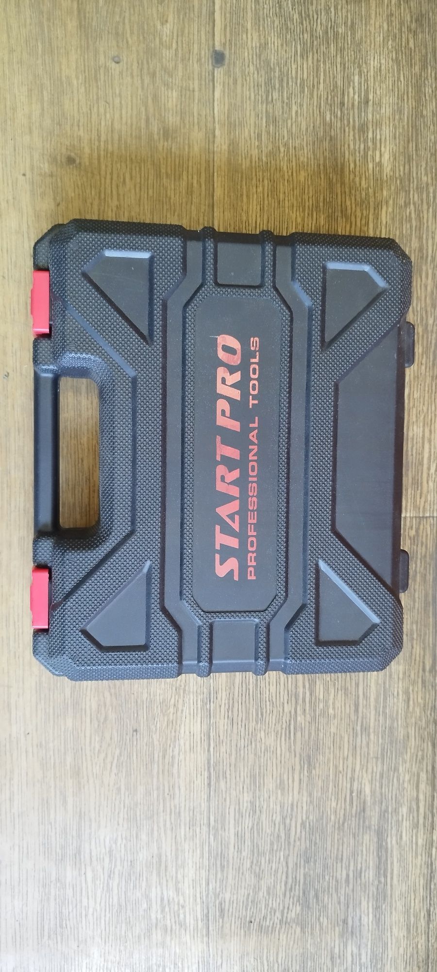 Продам шуруповёрт Start Pro SCD3-18/2B