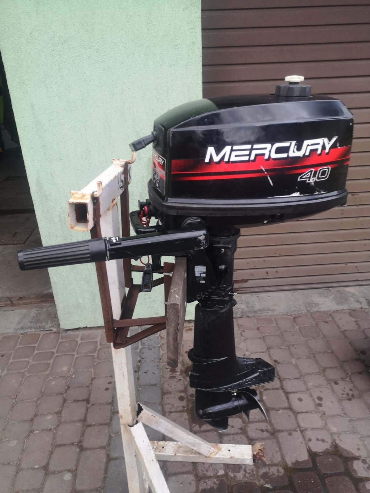 Silnik Mercury 4.0. 2sow