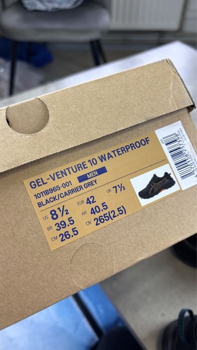 Чоловічі кросівки для бігу ASICS Gel-Venture 10  кроссовки мужские