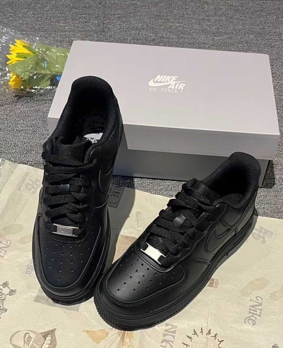 Buty meskie Mokasyny Nike_Air_Force_1_Low_Black_R. 41