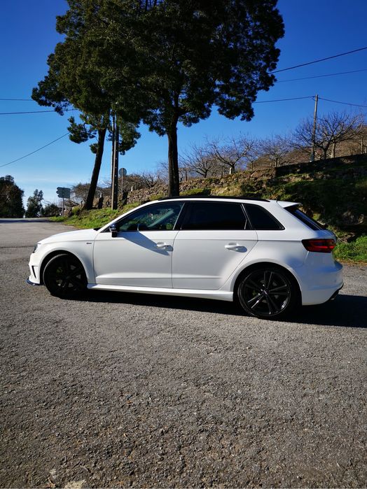 Audi A3 8V S line 184CV