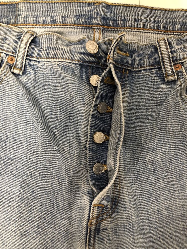 Оригінальні джинси Levi’s 501