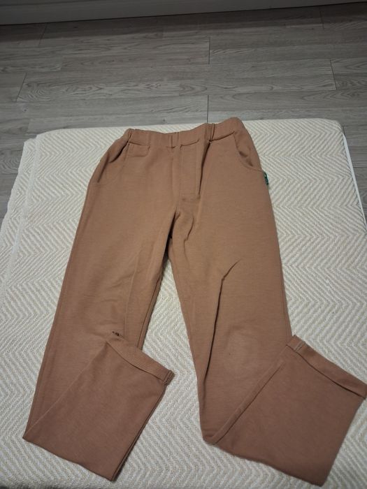 Spodnie dresowe kids joy r. 128/134