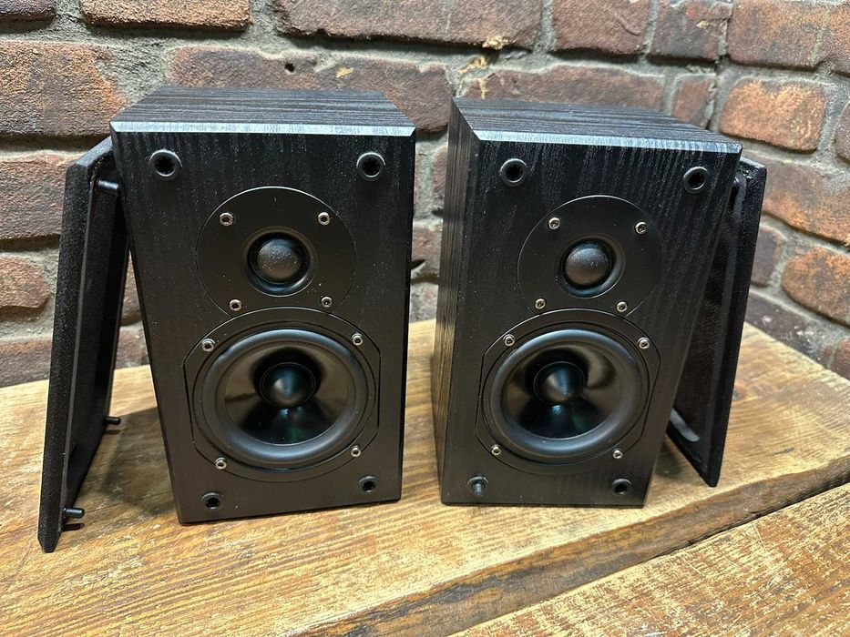 Kolumny Surround Prism Onyx 200