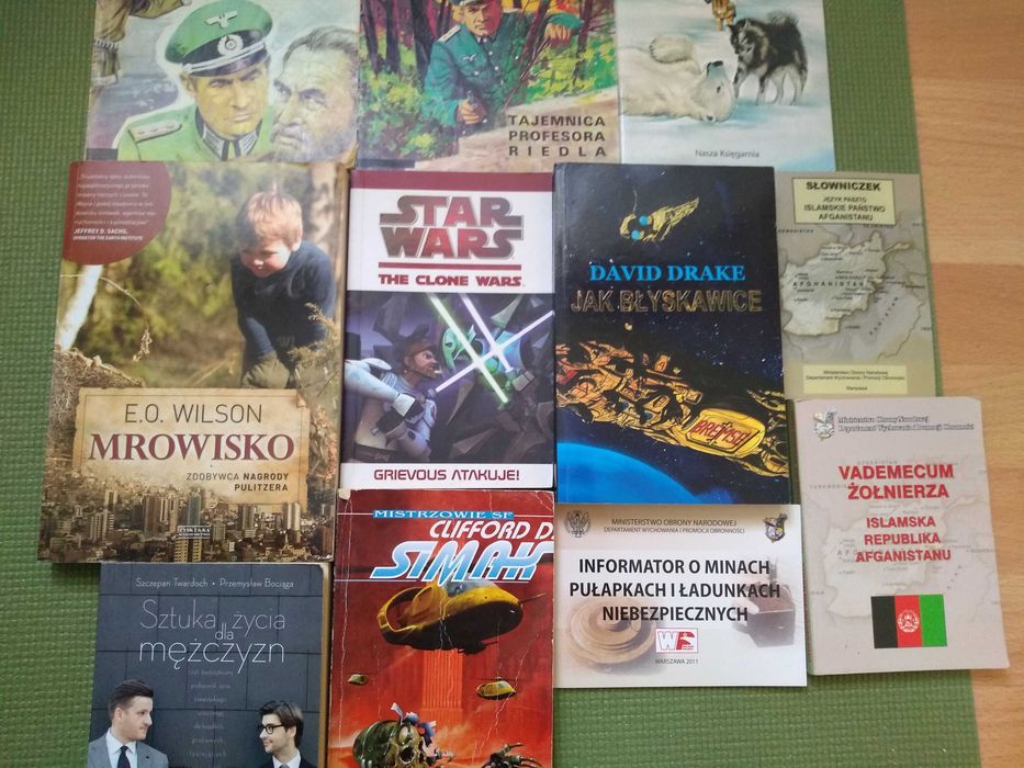 Książki zestaw różności. (informacje w opisie)