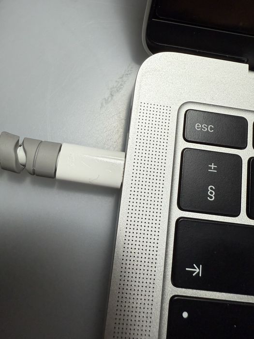 Macbook air a1932