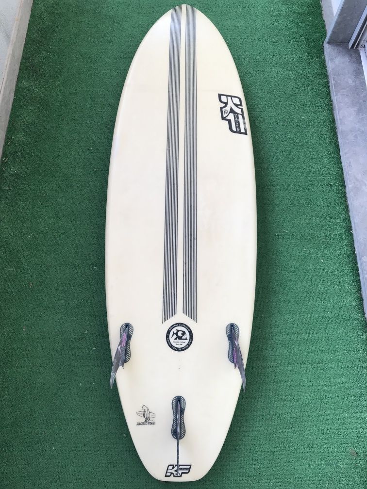 Prancha de surf KillerFish 5"11, 29L