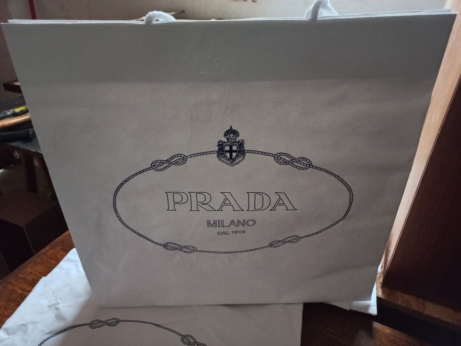 6 Sacos de papel da prada
