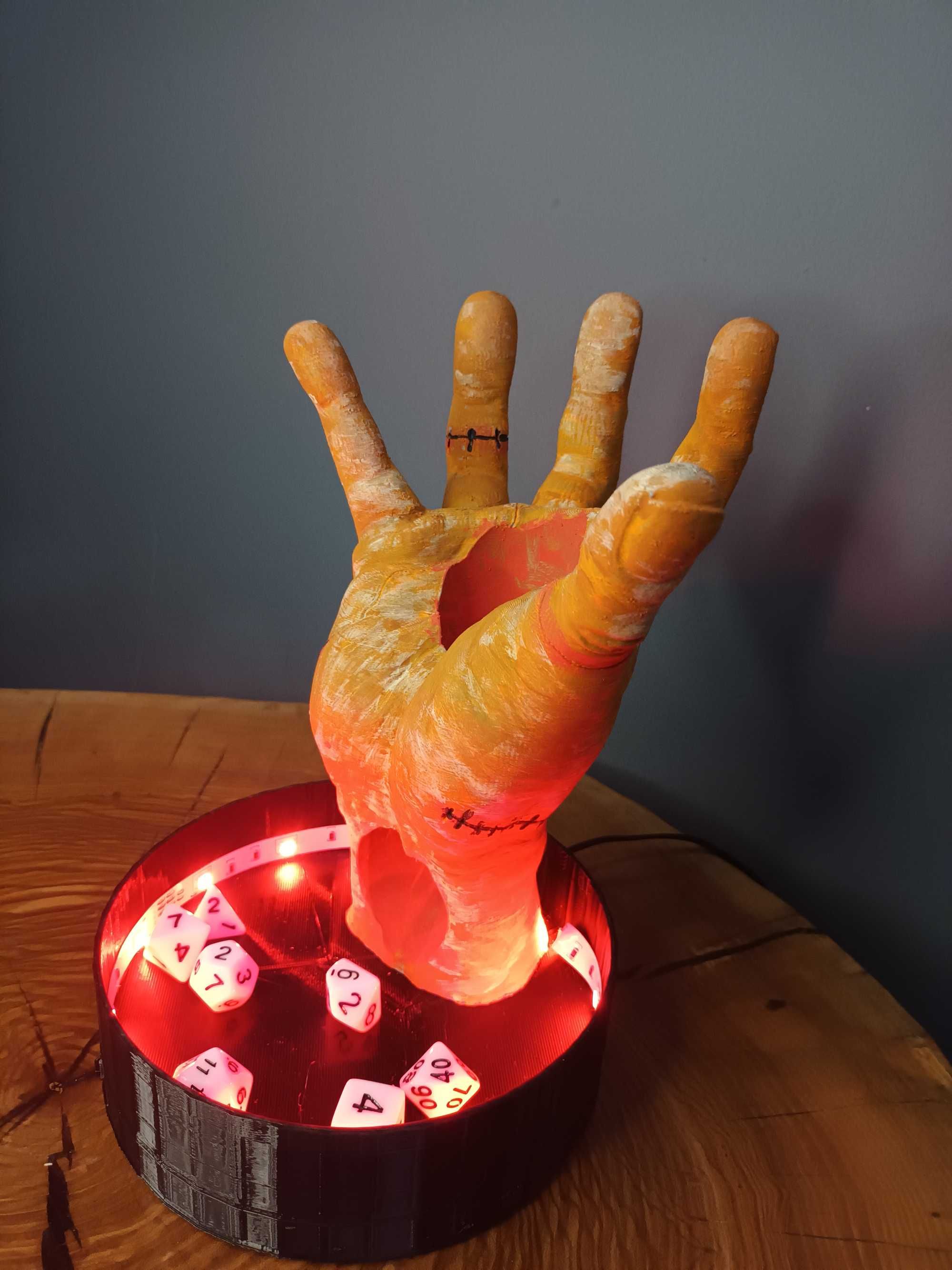 Dice tower Rączka Zombie LED 3D RGB Bezprzewodowa